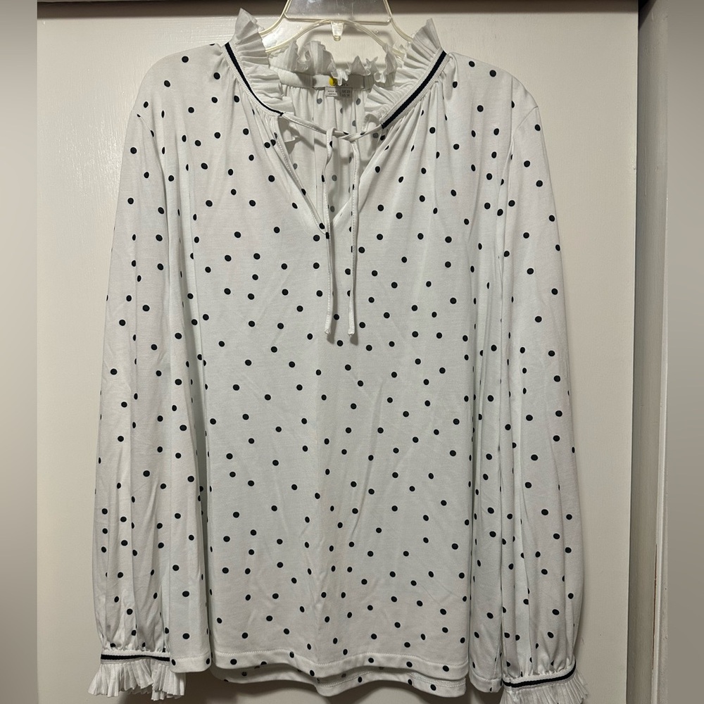 Boden Bronwyn jersey top. Long sleeve, tie neck, Size18